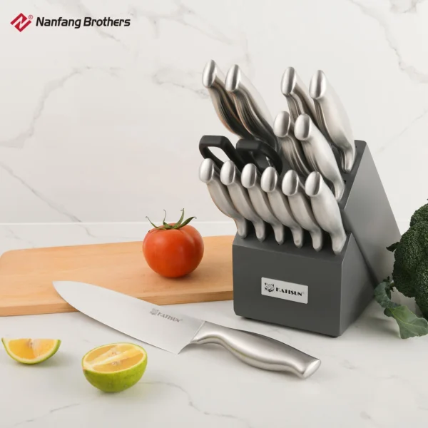 15 Pieces High Quality Chef Knife Set with Wooden Block